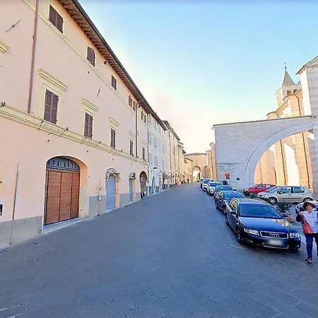 In Sleeps 4 0 * Assisi